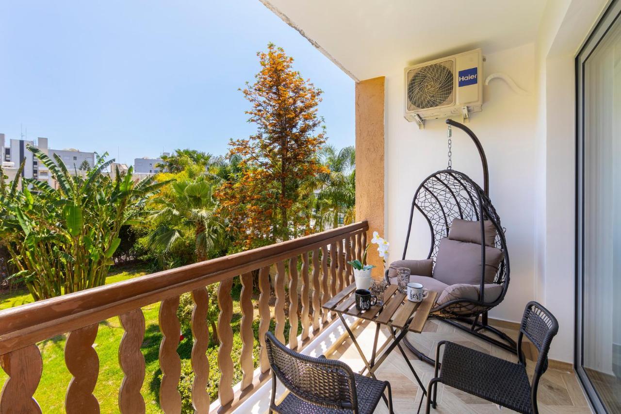 Castle Holiday Apartments Limassol Luaran gambar